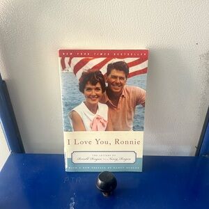 I Love You, Ronnie Book